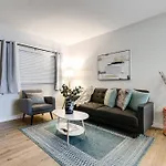 Roomy 2 Bedroom Near Miami Airport Virg 7