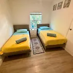 Beach Vibes 2 Bedrooms House