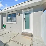 Homey Studio Near The Airport And Water Park