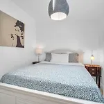 Casa Santorini - Chic 4 2 Near Grove & Brickell
