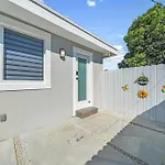 Homey Studio Near The Airport And Water Park