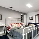 Welcoming 2-Br Apartment - 6 People V1
