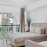 Stylish 3 Bed/2 Bath 2 Story