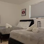 One Bedroom Apartment - With Parking & Balcony - Heart Of Wynwood