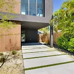 Modern Miami Home With Pool 1 Mi To Design District!