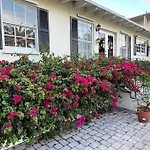 Villa Rustica 5 Bedroom 3 Bath With Pool Next To River 1800