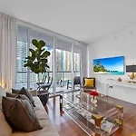 Icon Brickell Residence Waterview One-Bedroom