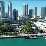 Private Rooms Close To Miami Airport - Free Parking - 01