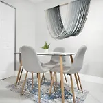 Suite Azul - Fully-Stocked, 1Br Apt With Private Patio And Free Parking