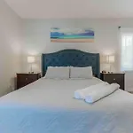 Charming House Miami