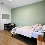 Miami Coral Gables Studio Near Airport And Beaches