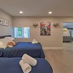 Villa Athena - The Glamhomes
