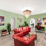 New! Havana Nights Villa ! Walk To Calle Ocho!