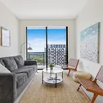 Modern Downtown Doral One-Bedroom Apt With Golf Course Views