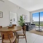 Modern Downtown Doral One-Bedroom Apt With Golf Course Views