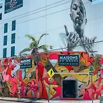 Stanza Hearth Of Miami Design District And Wynwood, Parking, Laundry, Workstation, Fully Equipped Apts, 24/7 Guest Support