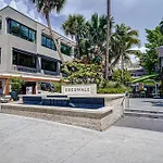 Cozy 1 Bedroom Unit Located In A Condo Hotel In The Heart Of Coconut Grove Free Parking