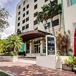Gorgeous Coconut Grove 3 Bedroom Condo With Amazing Views Parking Included