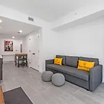 Downtown Luxury Studio Pool And Gym