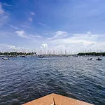 Coconut Grove 10Th Floor Private Unit Parking Included