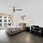 Luxury 1 Bdr • 30Th Floor • Brickell • Water Views