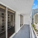 Splendid 1 Bed Apartment • Brickell • Water Views
