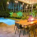 Luxe Pool, Bbq & Fire Pit - 5 Min To Dolphinmall