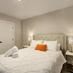 Designer Home W Pool & Firepit - 7 Min To Brickell