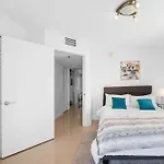 Bnb Hyperion - Luxe 3B Condo W City & Ocean Views