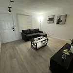 Apartamento En Kendall Miami 2 Habitaciones Y 3 Banos