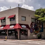B2 Best Value On Private Bedroom With Private Bathroom In Little Havana, Miami