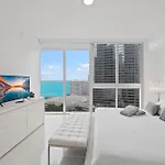 2B2B W Water View - Free Parking - Pool - Lux Spa