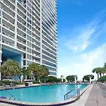 Aqua Marina! Water & City Views!