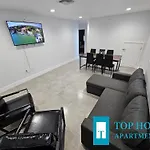 645 Airport Top House Apartments