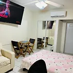 Lovely Apartment With Free Parking