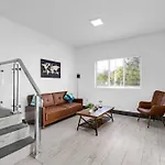 Biscayne Park Villas 15400