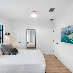 Lux Retreat By Renzzi