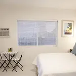 Apt 1 Miami Designer Studio In The Upper East-Side