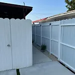 Miami Guesthouse Near Mia Airport, Wynwood & Beach