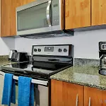 Confortable Apartment With Pool And Gym