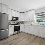 Casa Ana - Cozy Space Hot Tub And Large Fenced Yard