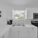 Spacious 2-2 In Heart Of Calle 8 - Family