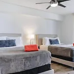 Stunning 1/1 Condo @Brickell Free Parking/Pool