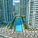 Icon Brickell Residence Waterview One-Bedroom