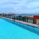 Ocean Front View Stylish Condo In Downtown Miami