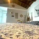 Private Studio Cabin Steps From Calle 8