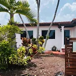 Ana House In Miami