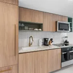 New Luxury Apartment At Downtown Miami