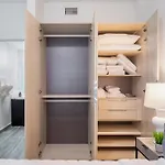 Stylish 2Br Miami Condo With Private Balcony