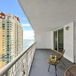 Beautiful 1Br Apartment With Amenities